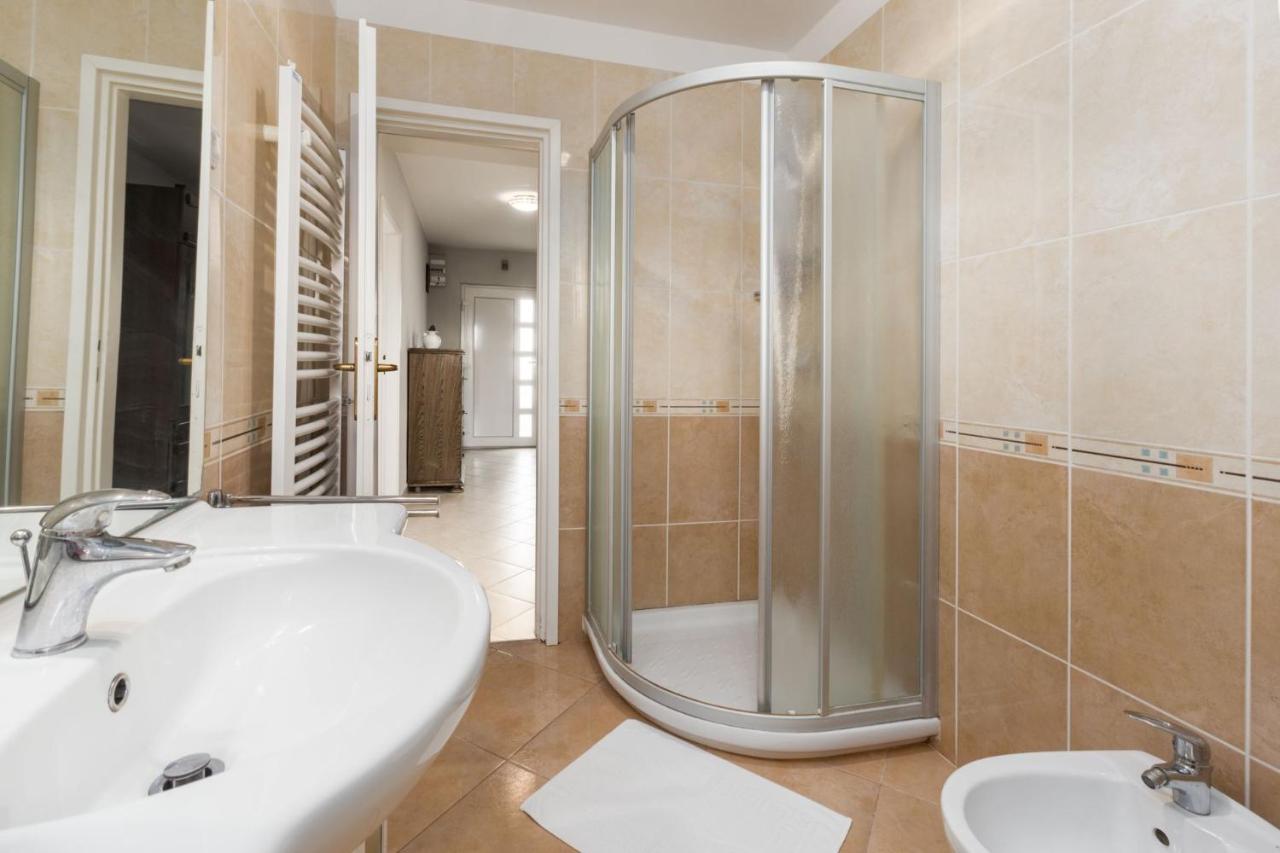 Lovely House Lindi In ポレッチ エクステリア 写真