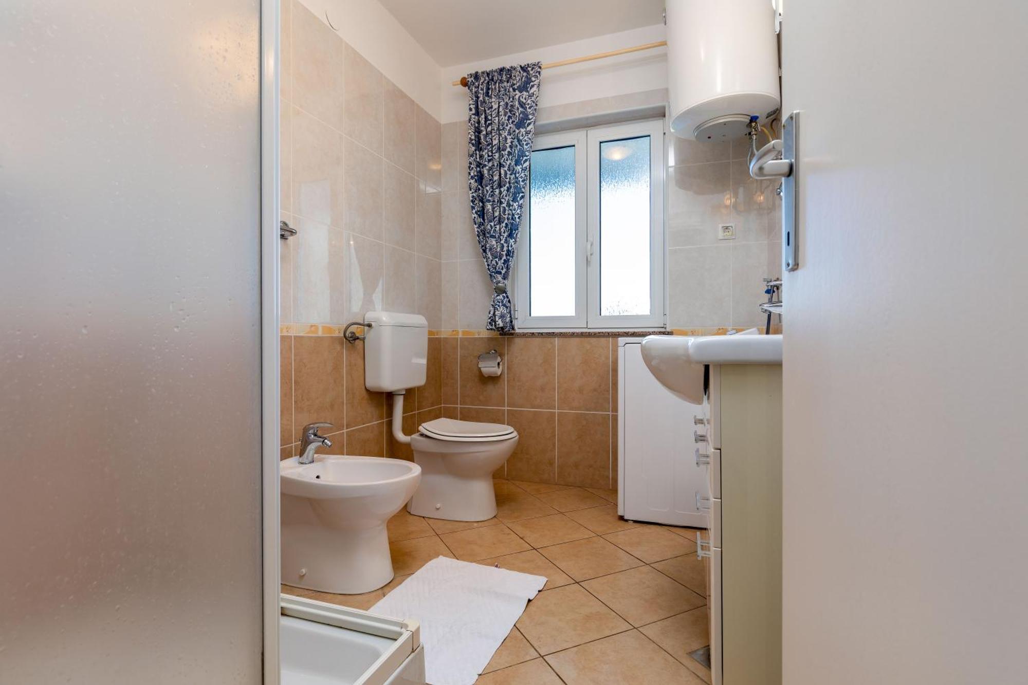Lovely House Lindi In ポレッチ エクステリア 写真