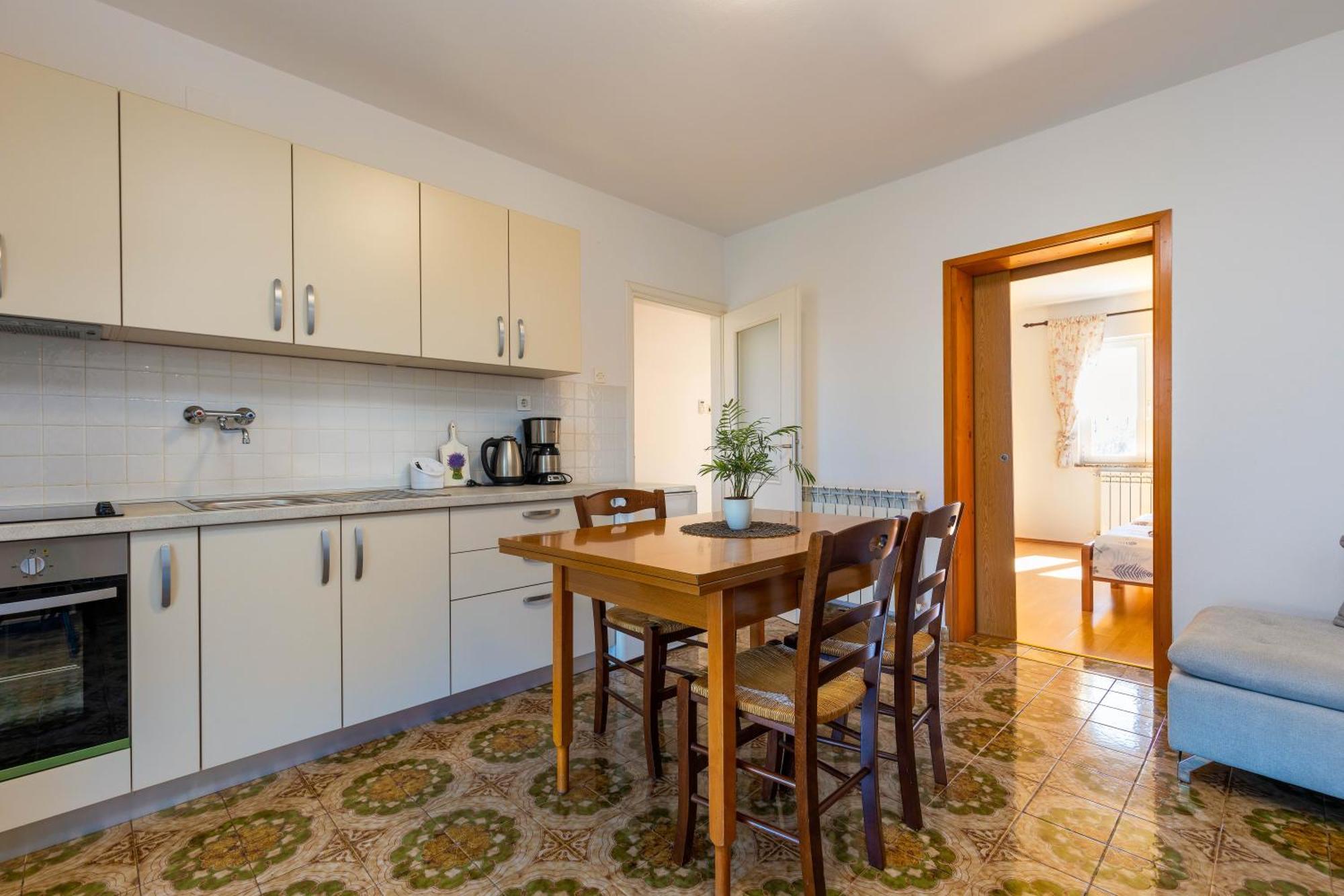 Lovely House Lindi In ポレッチ エクステリア 写真